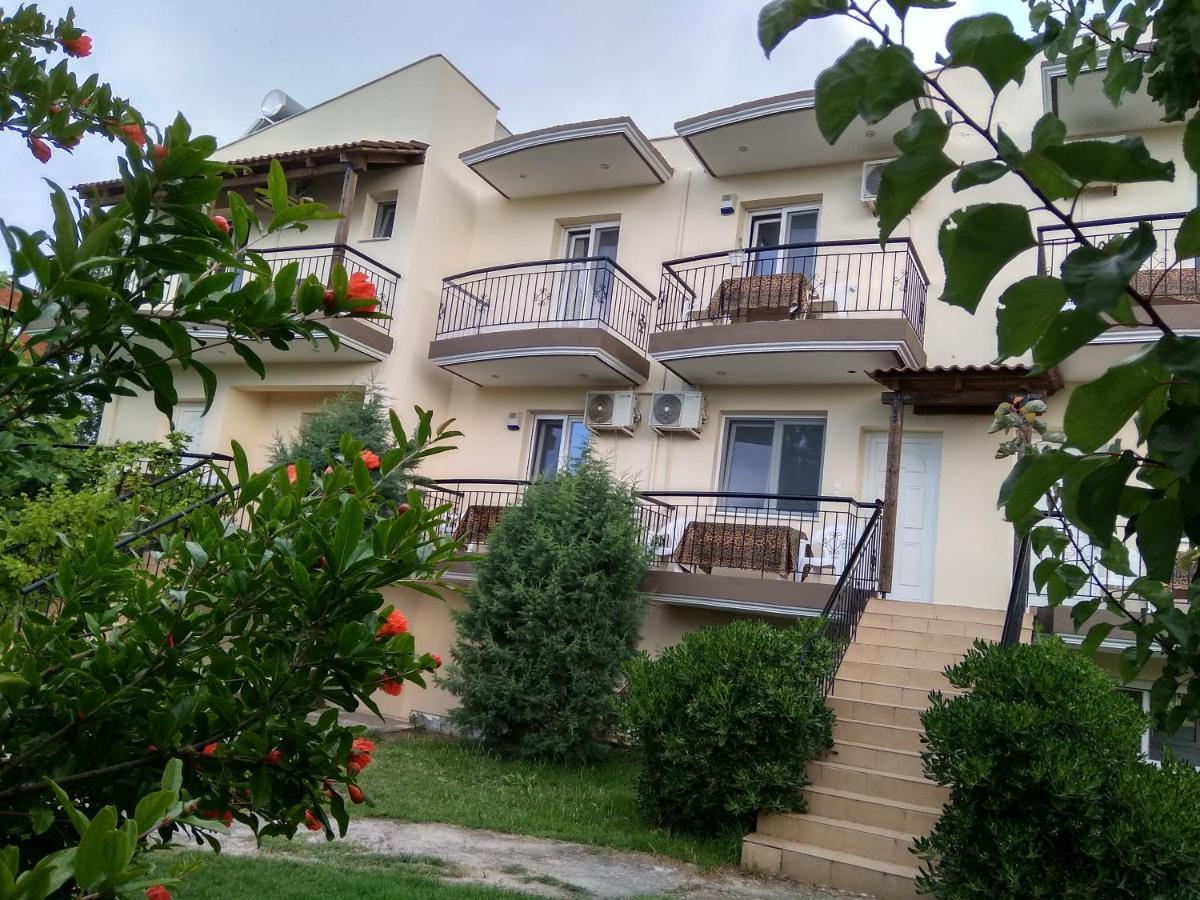 Villa Leopard Stavros  Esterno foto