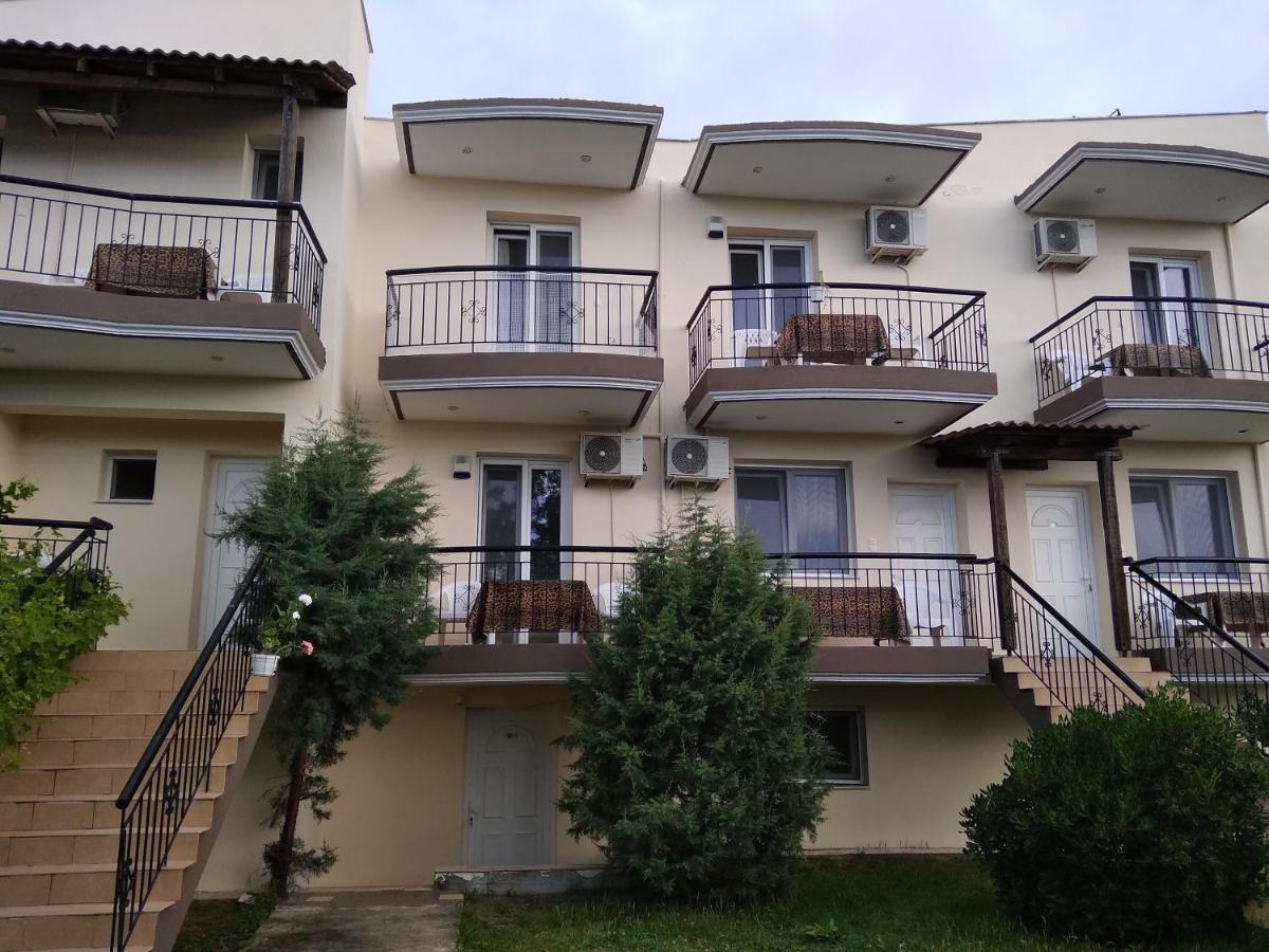 Villa Leopard Stavros  Esterno foto