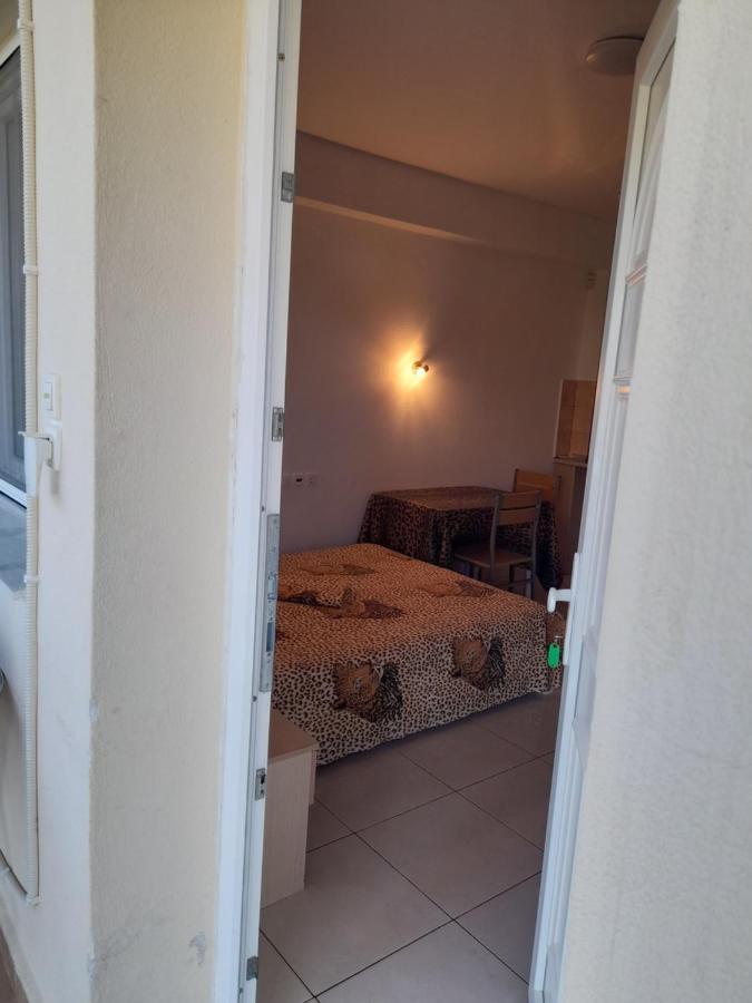 Villa Leopard Stavros  Esterno foto