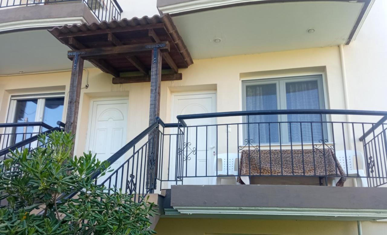 Villa Leopard Stavros  Esterno foto
